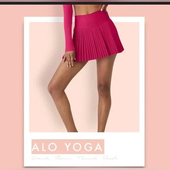ALO YOGA - Grand Slam Tennis pickleball Skirt - Magenta Crush - Picture 1 of 4